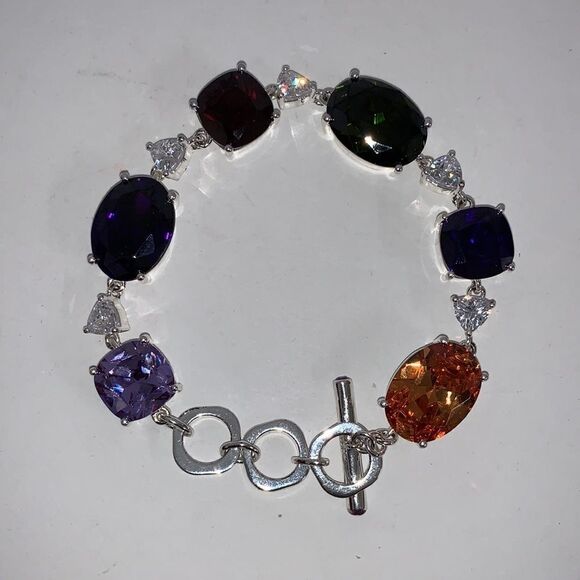 NVC Silver Tone Bracelet and Earrings - Picture 5 of 6